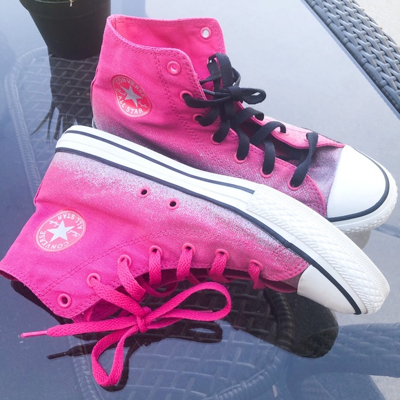 Converse “Chuck Taylor” Pink & Black High Top - Picture 2 of 5